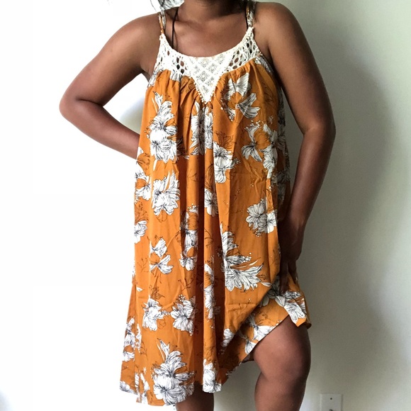 Mustard Yellow Summer Floral Crochet Lace Dress - Picture 2 of 5